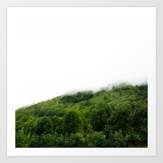 Les monts brumeux Art Print