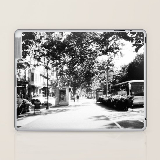 Gran Via de les Corts Catalanes Laptop & iPad Skin