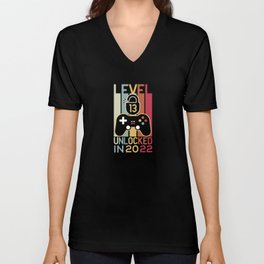 Level 13 unlocked in 2022 gamer 13th birthday gift V Neck T Shirt