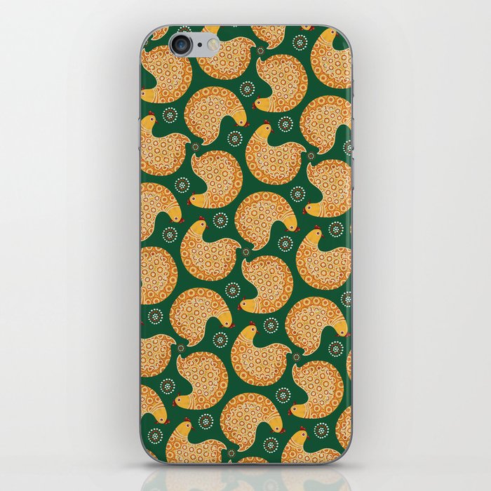 Yellow hen pattern on green iPhone Skin