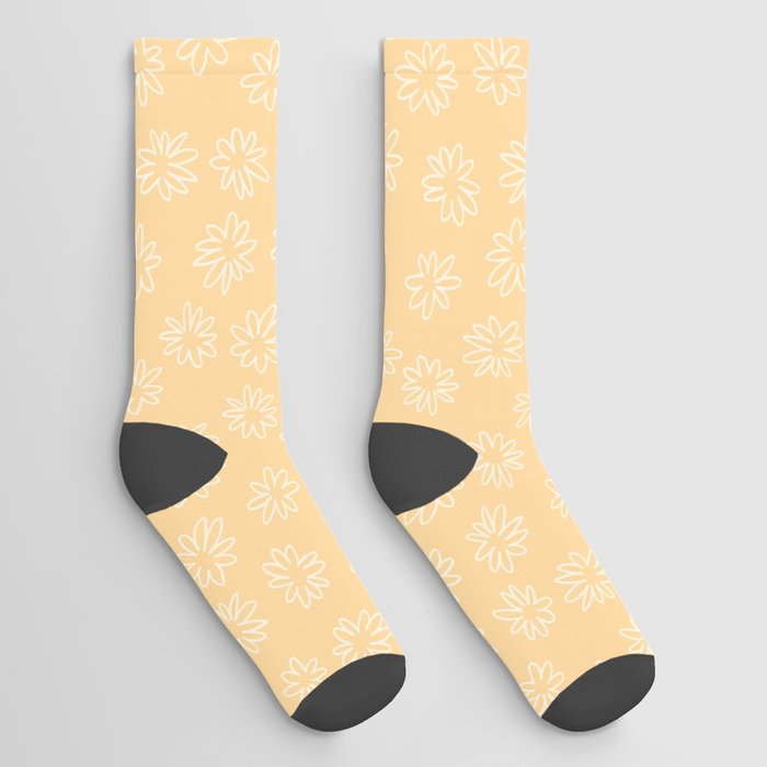 Simple Daisies on Butter Socks
