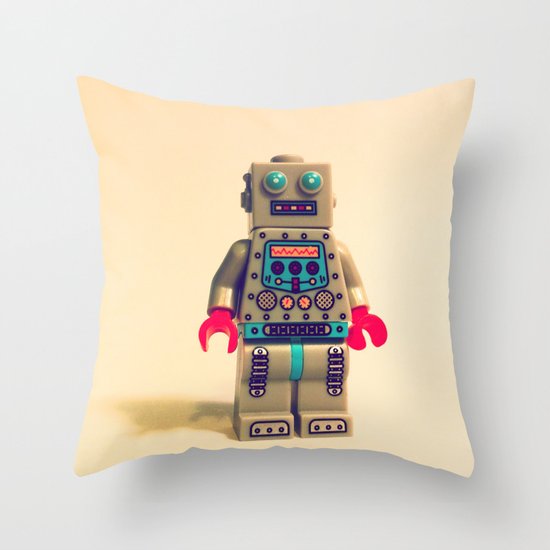 Robot 2000 Throw Pillow