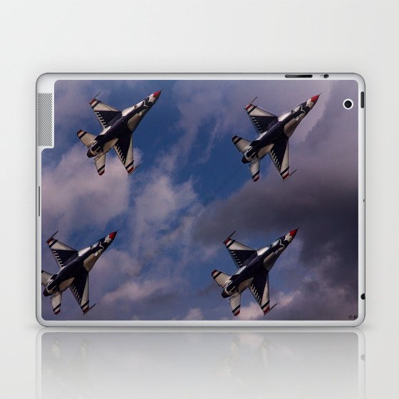 USAF Thunderbirds In Diamond Formation Laptop & iPad Skin