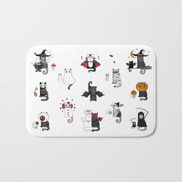 Horror Cats and mouses. Cute witch, vampire, angel and demon Badematte