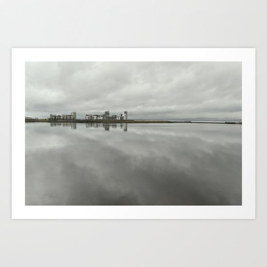 Edinburgh sea side, rainy day Art Print