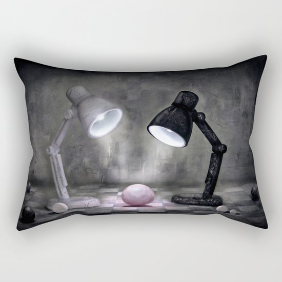 Kleine Entdeckung Rectangular Pillow