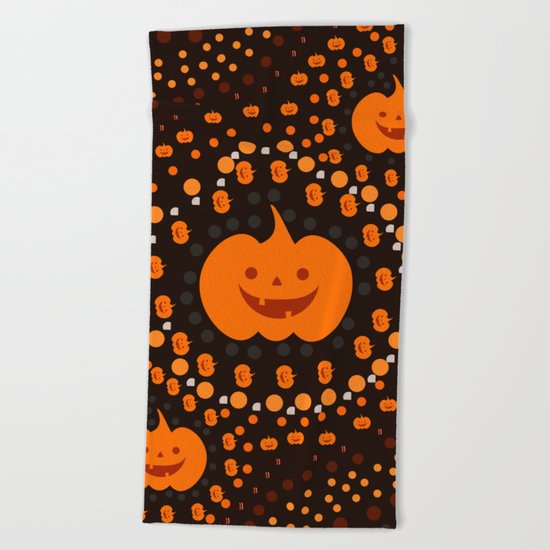 Halloween pumpkin pattern Beach Towel