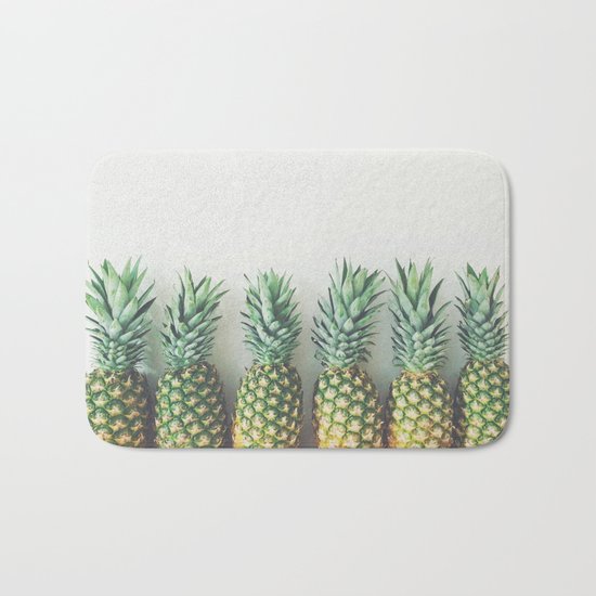 It's All About the Pineapple Bath Mat