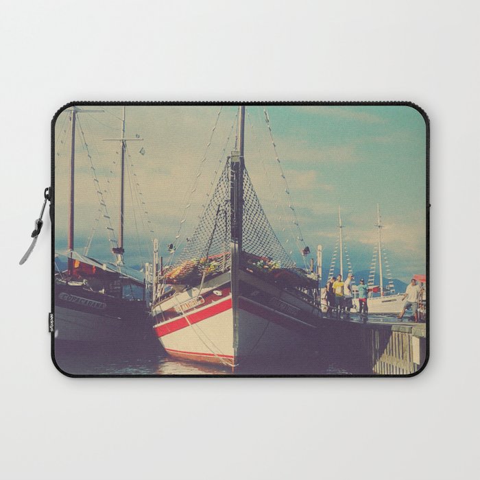 Boat and childrens Laptop Sleeve