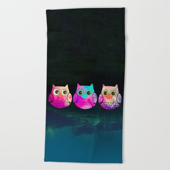 owl-29 Beach Towel