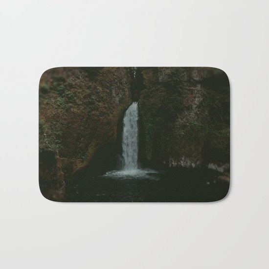 Wahclella Falls x Oregon Waterfall Bath Mat