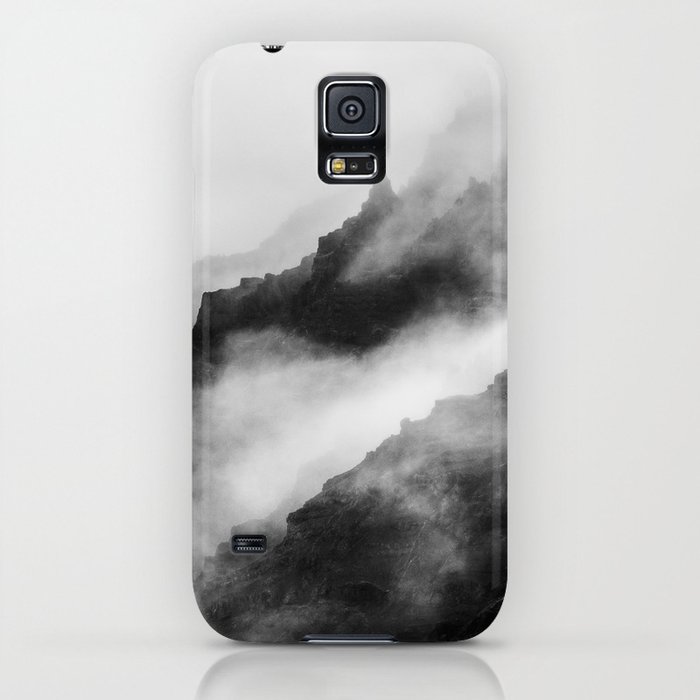 foggy mountains black and white iphone case