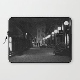 Winter night in the city Laptop Sleeve