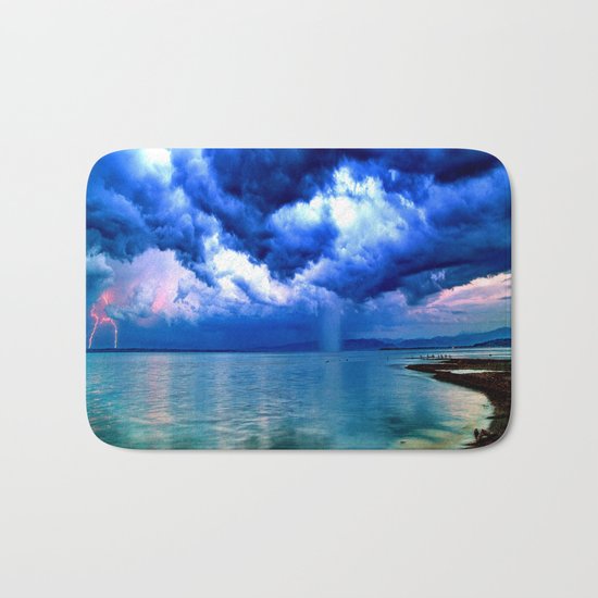 Majestic Rain Bath Mat