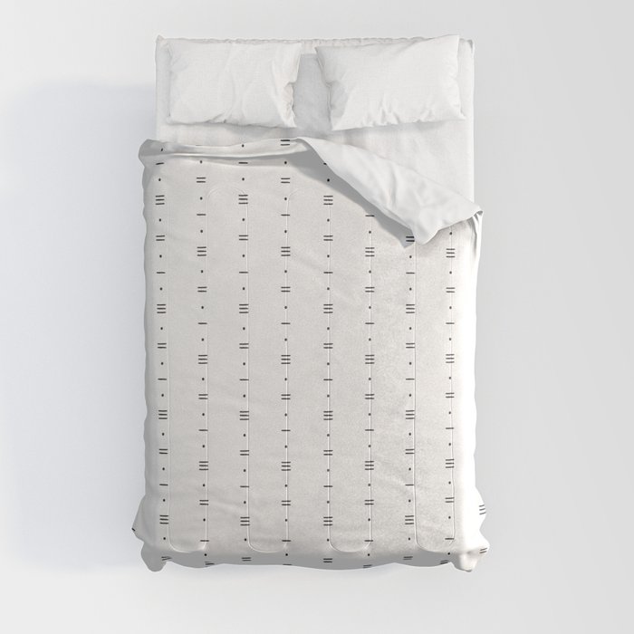 Dots & Dashes - Minimalist Line Pattern - White Comforter