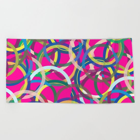 Spinning around I Beach Towel