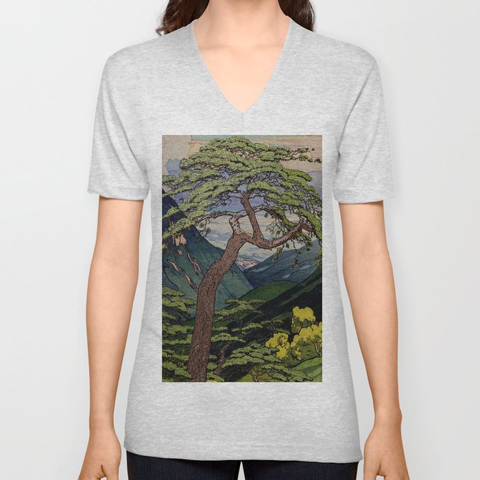 The Downwards Climbing - Summer Tree & Mountain Ukiyoe Nature Landscape in Green V Neck T Shirt