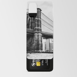 Brooklyn Bridge and Manhattan skyline during winter snowstorm in New York City black and white Android Card Case