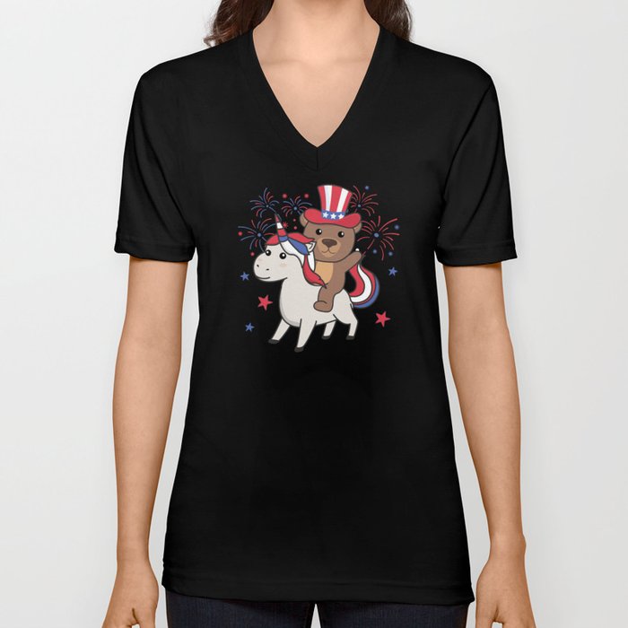 Bear With Unicorn For The Fourth Of July Fireworks V Neck T Shirt