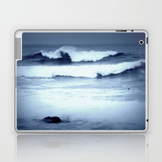 dancing waves Laptop & iPad Skin
