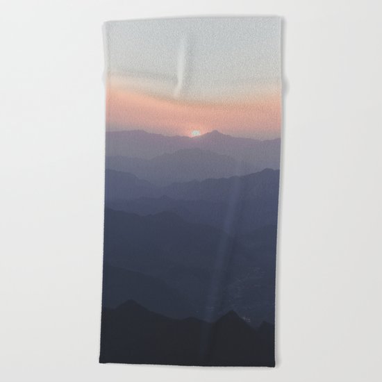The Great Wall of China III Beach Towel