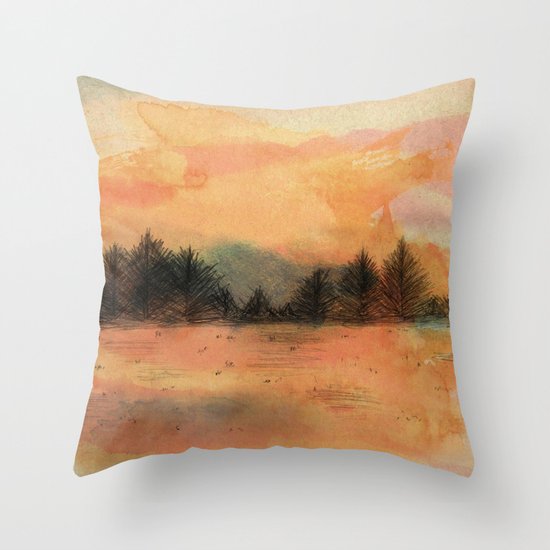 Horizonte distante Throw Pillow