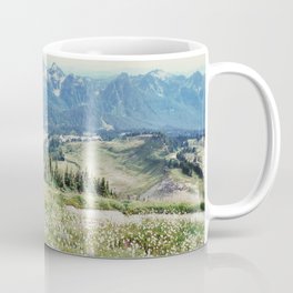 Wildflower Meadow Kaffeebecher | Nature, Curated, Vintage, Digital, Alpine, Adventure, Seasonal, Washington, Mountain, Spring 