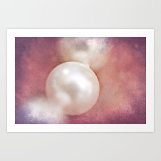 Vintage Pearl Art Print