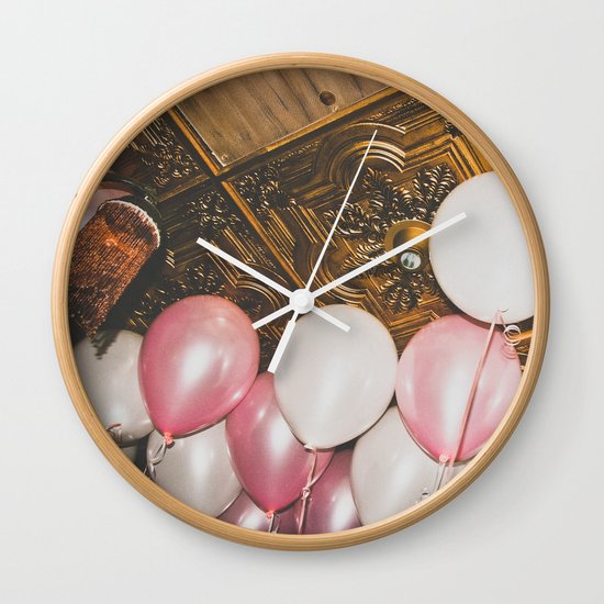 high Wall Clock