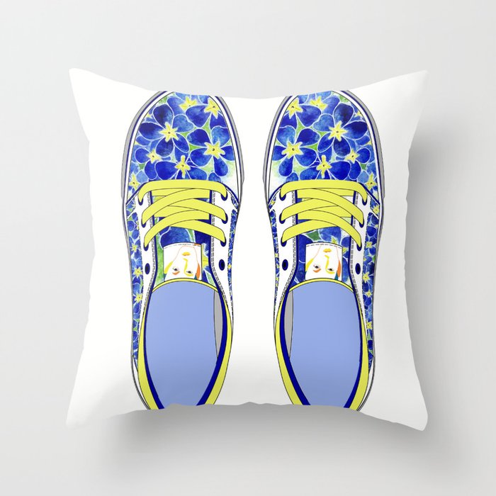 shoe design for t-shirt Throw Pillow