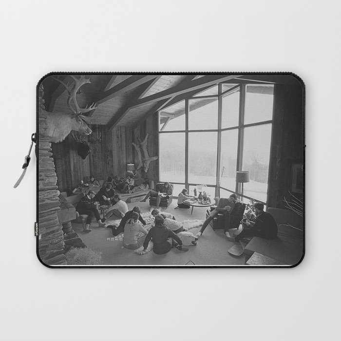 A group of people ski Black and White Photograph poster Laptop Sleeve