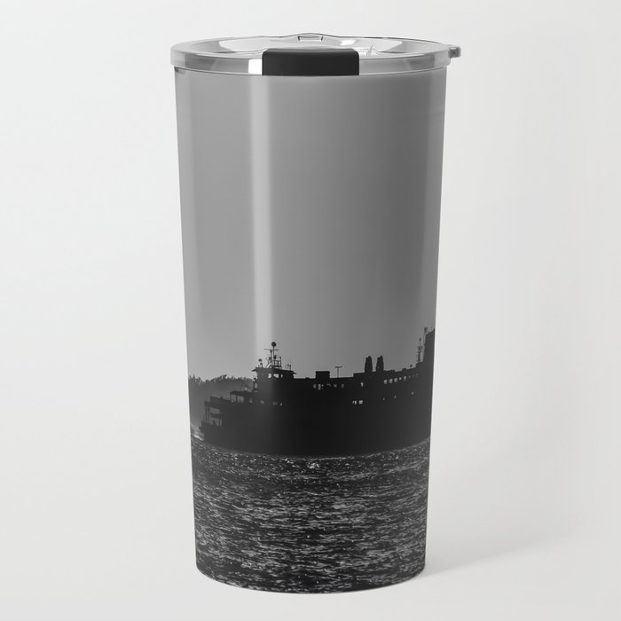 Statue of Liberty in New York City black and white Travel Mug