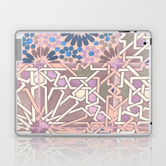 Pink moroccan pattern Laptop & iPad Skin