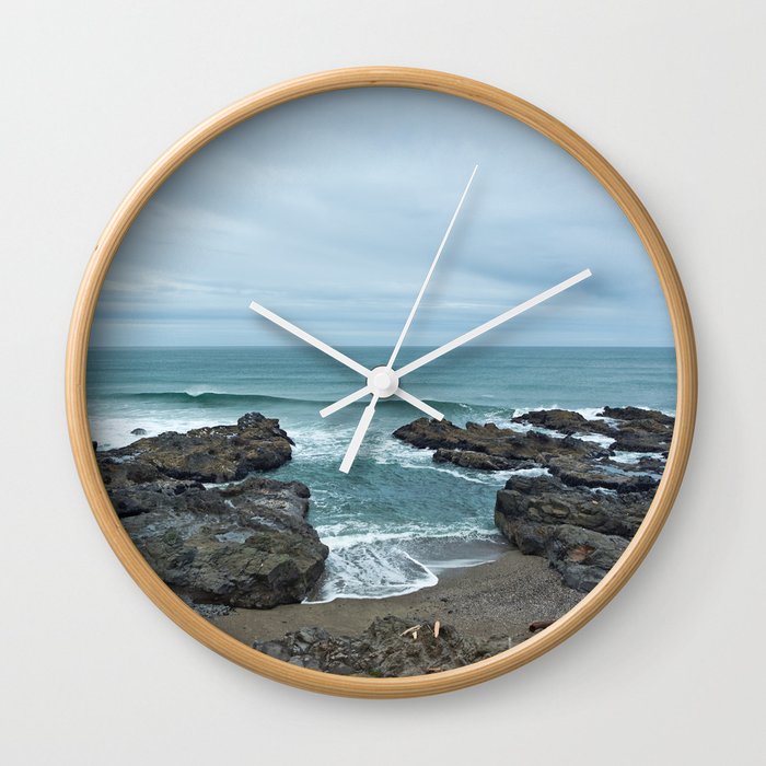Yachats Oregon Beach Winter Pacific Ocean Driftwood Nautical Landscape Travel Vacation Stormy Wall Clock