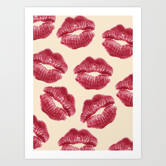 Kiss Art Print
