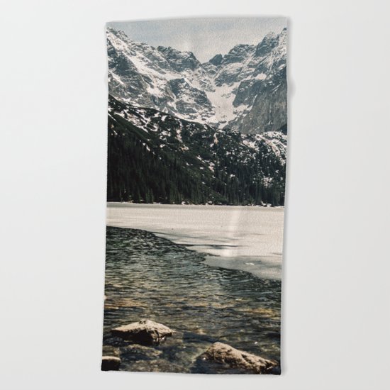 Morskie Oko In Snow Beach Towel