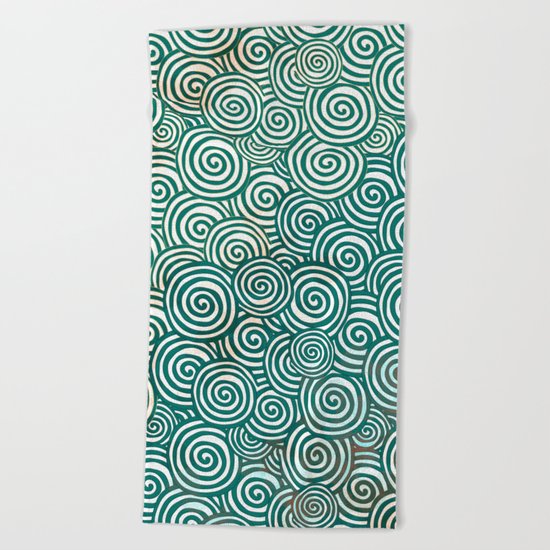 Waves of life Beach Towel