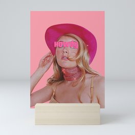 Retro pink poster 'Howdy' Mini Art Print
