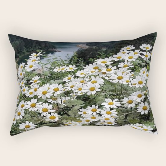 Daisy Rectangular Pillow