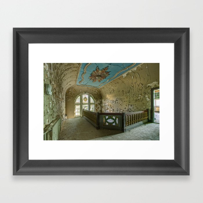 Manoir Lambeaux de Plomb Framed Art Print