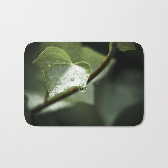 drops in ivy Bath Mat