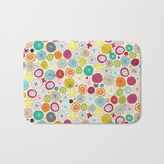 umbrellas ivory Bath Mat