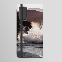 Waves Crashing on the Shore Android Wallet Case