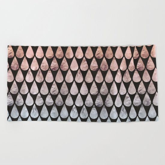 Iridescent raindrops rainbow black gradient Beach Towel