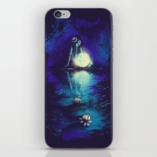 MOONCHILD iPhone Skin
