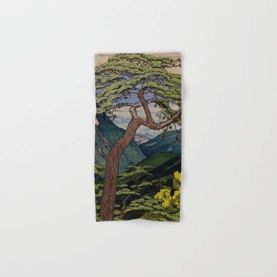 The Downwards Climbing Hand & Bath Towel