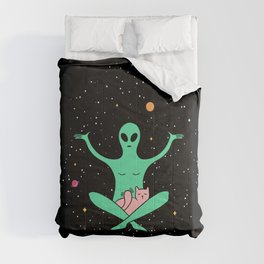 Funny Alien with a Cat Floating in Outer Space Comforter