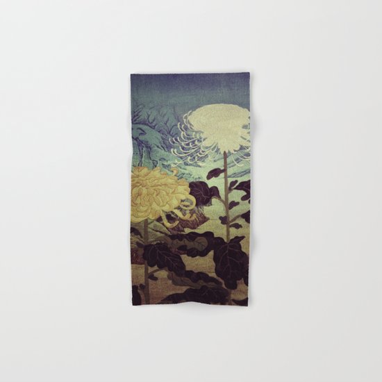 Midnight Climbing towards Kankoi Hand & Bath Towel