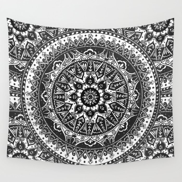 Black and White Mandala Pattern Wall Tapestry