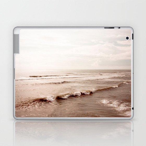 Ocean waves at Nags Head Outer Banks Laptop & iPad Skin